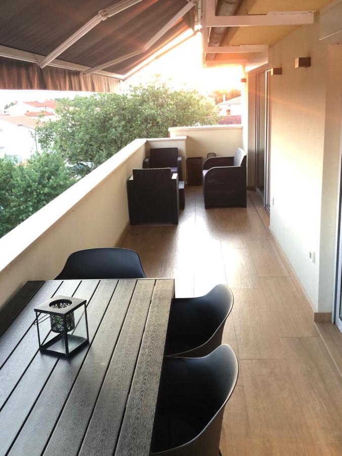 Sunny Apartment Ana เมดูลิน ภายนอก รูปภาพ